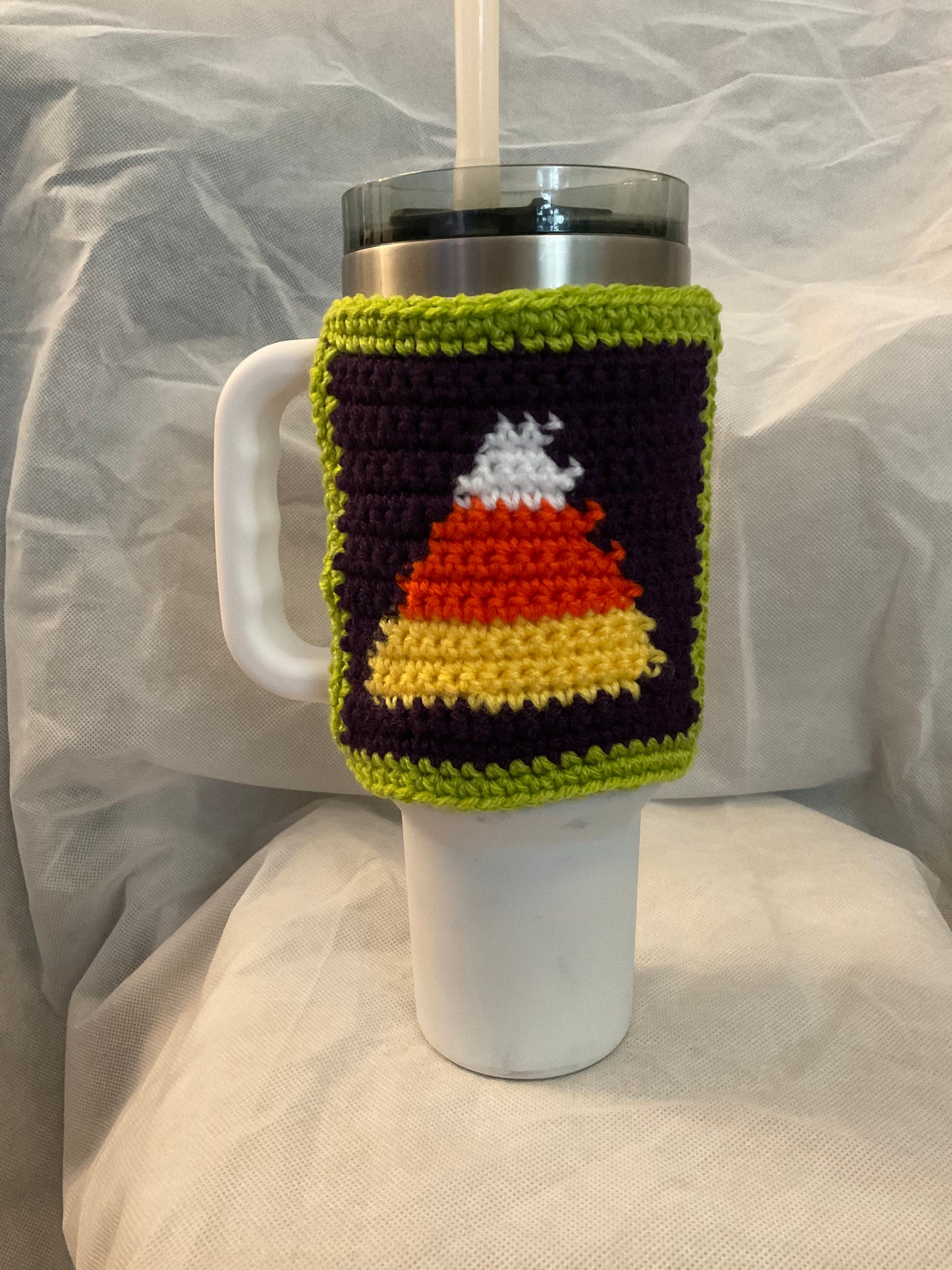 Cup sweater candy corn